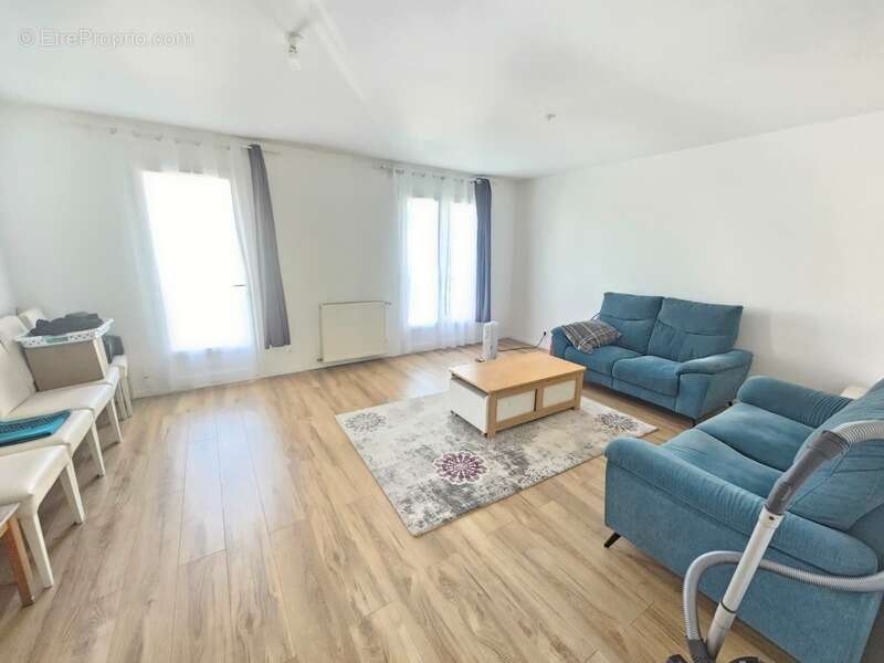 Maison à CORBEIL-ESSONNES