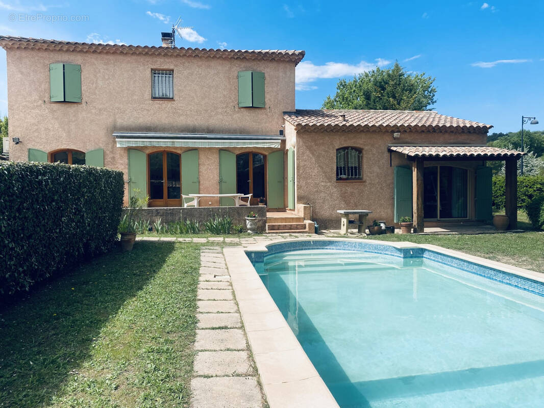 Maison à SAINT-PANTALEON