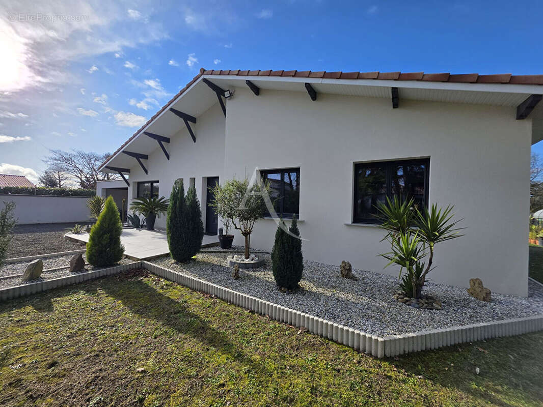 Maison  4 pièces - photo 2
