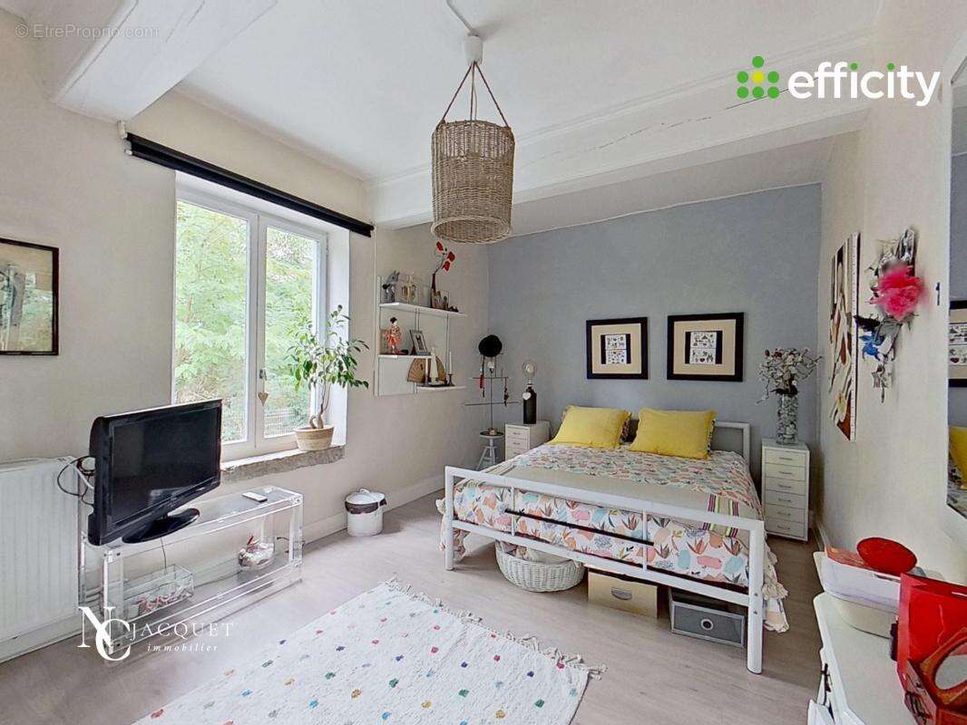 Maison à RILLIEUX-LA-PAPE