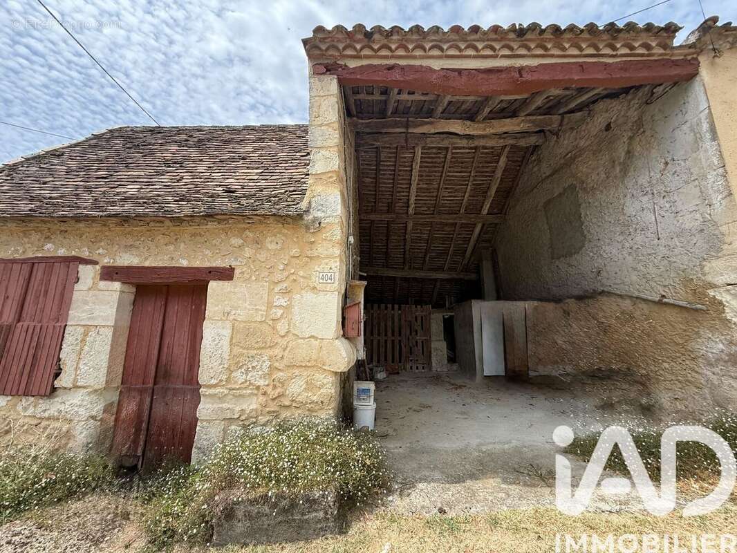Maison 150 m² à Queyssac  - photo 7