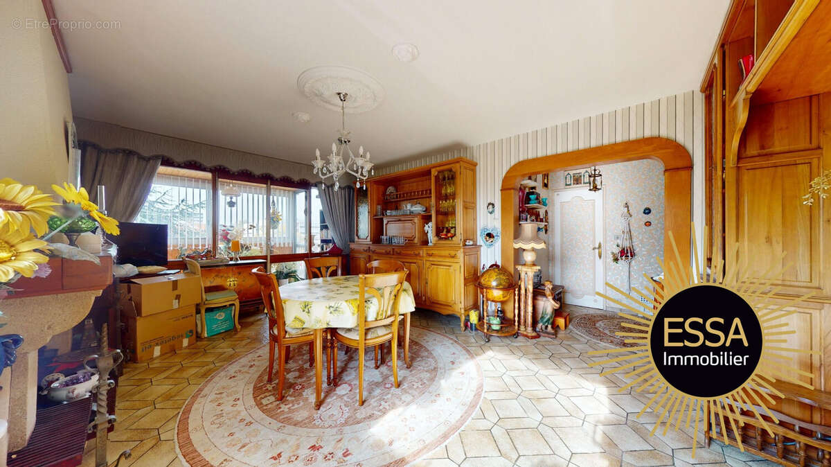 Appartement à VELIZY-VILLACOUBLAY