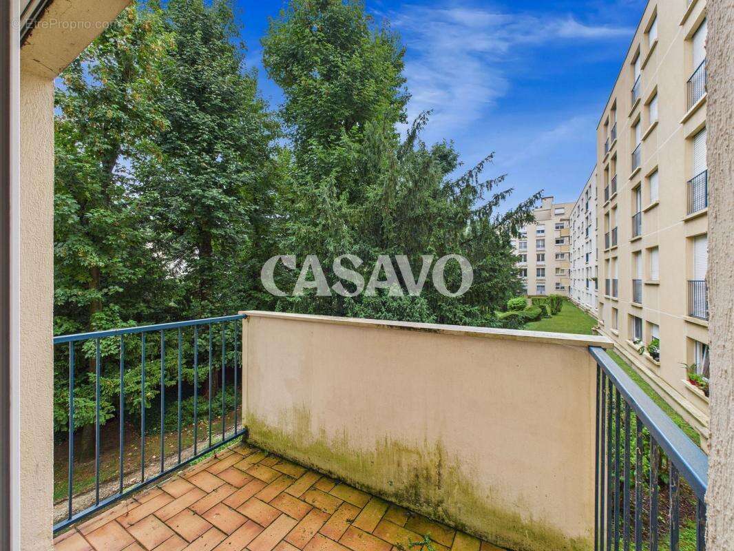 Appartement à SAINT-MAUR-DES-FOSSES