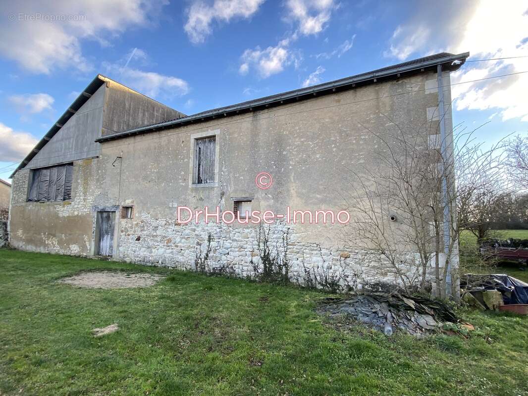 Maison à ARGENTON-SUR-CREUSE