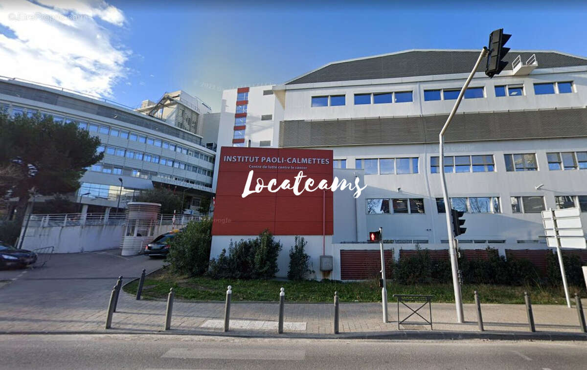 Parking à MARSEILLE-9E