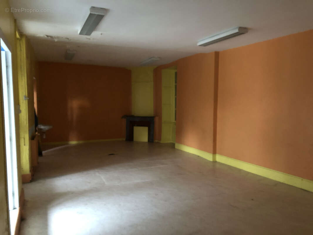 Appartement à BARBEZIEUX-SAINT-HILAIRE