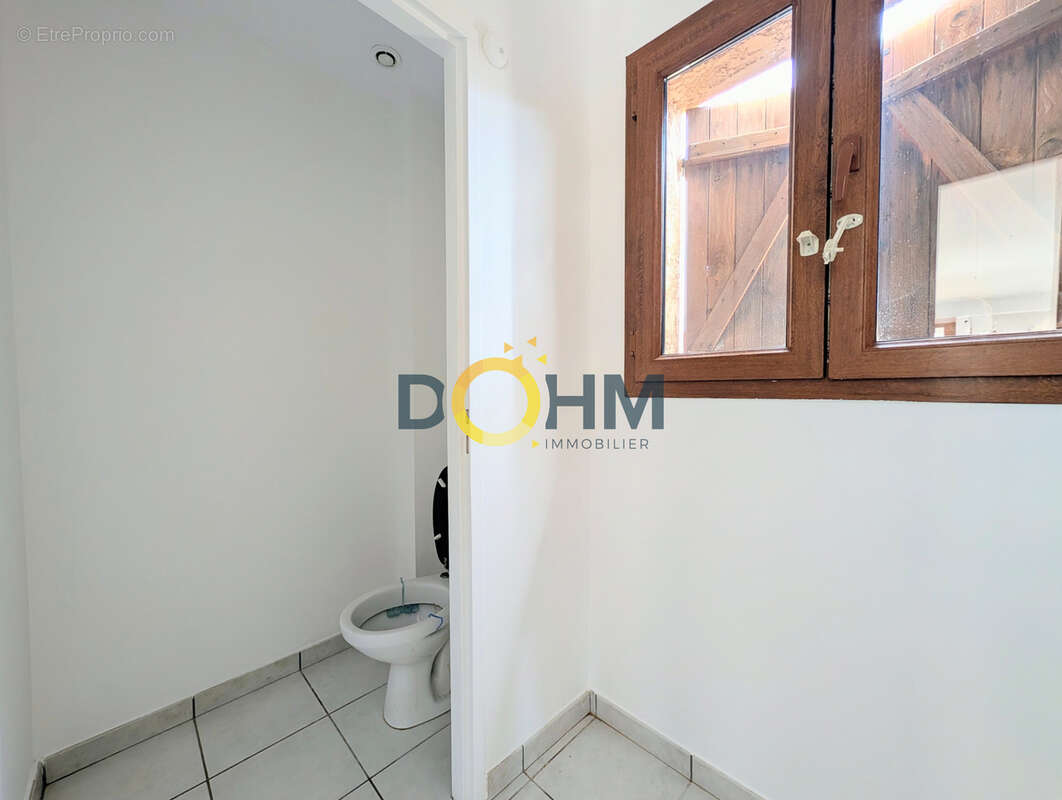 A vendre ! maison de type 4 avec garage sur un terrain 366 m2 - photo 9
