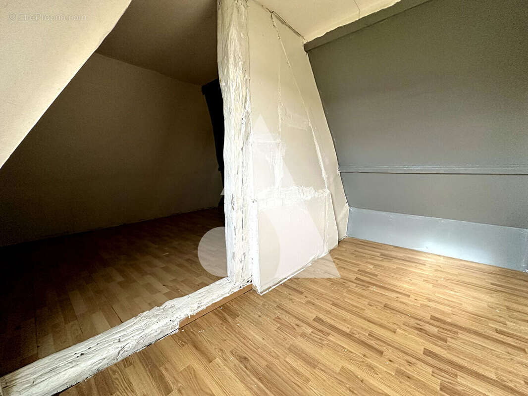 Maison à BEAUMONT-LE-ROGER