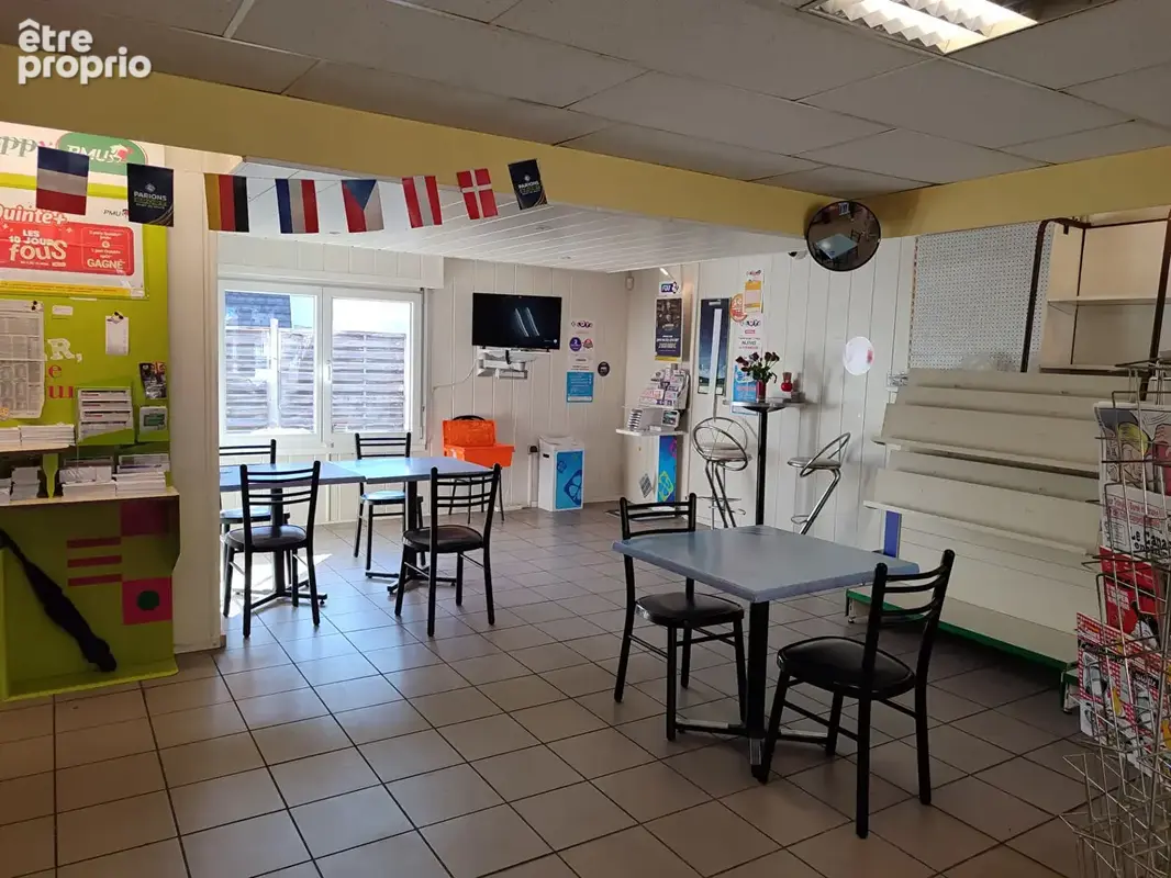 Local commercial  102.80 m2 - photo 3