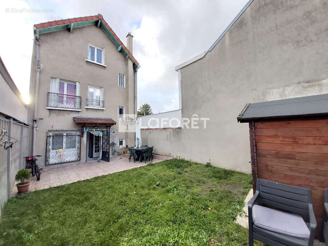 Maison à VILLEMOMBLE