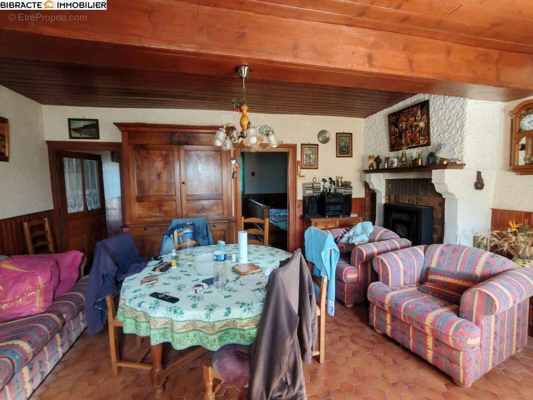 Maison à SAVIGNY-POIL-FOL