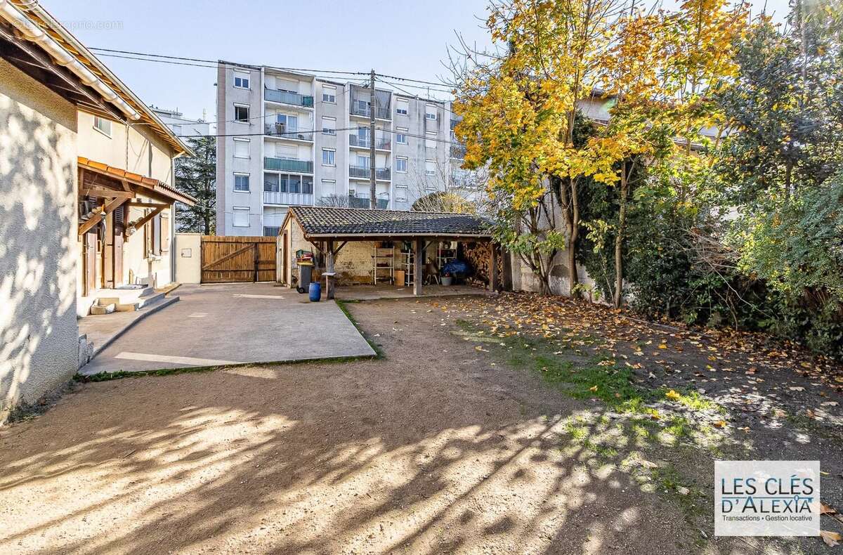 Maison à VILLEFRANCHE-SUR-SAONE