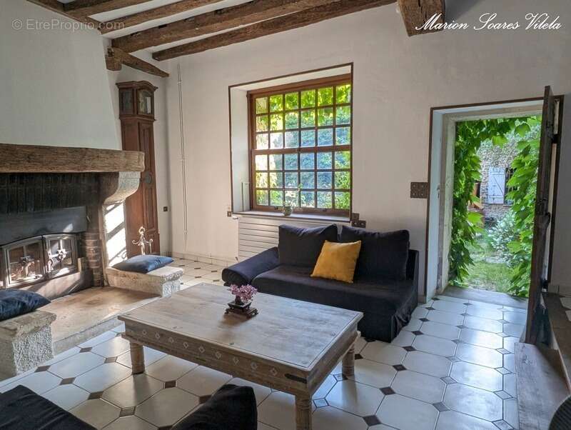 Maison à CHAUMES-EN-BRIE