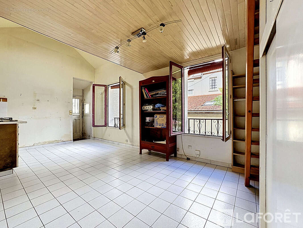 Appartement à FONTENAY-SOUS-BOIS