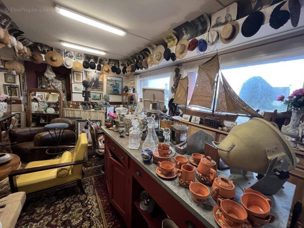 Commerce à PLOUHINEC