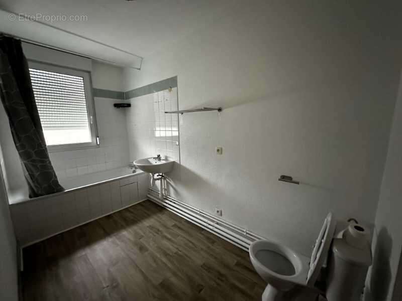 Maison à DIEMERINGEN