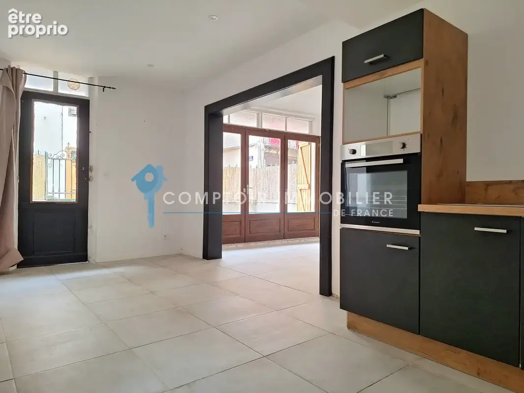 A vendre Dpt 81 Puylaurens centre : Maison de village 3 chambres avec terrasse - photo 3