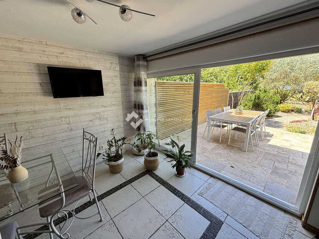 Maison 140 m² à Neuville-De-Poitou  - photo 4