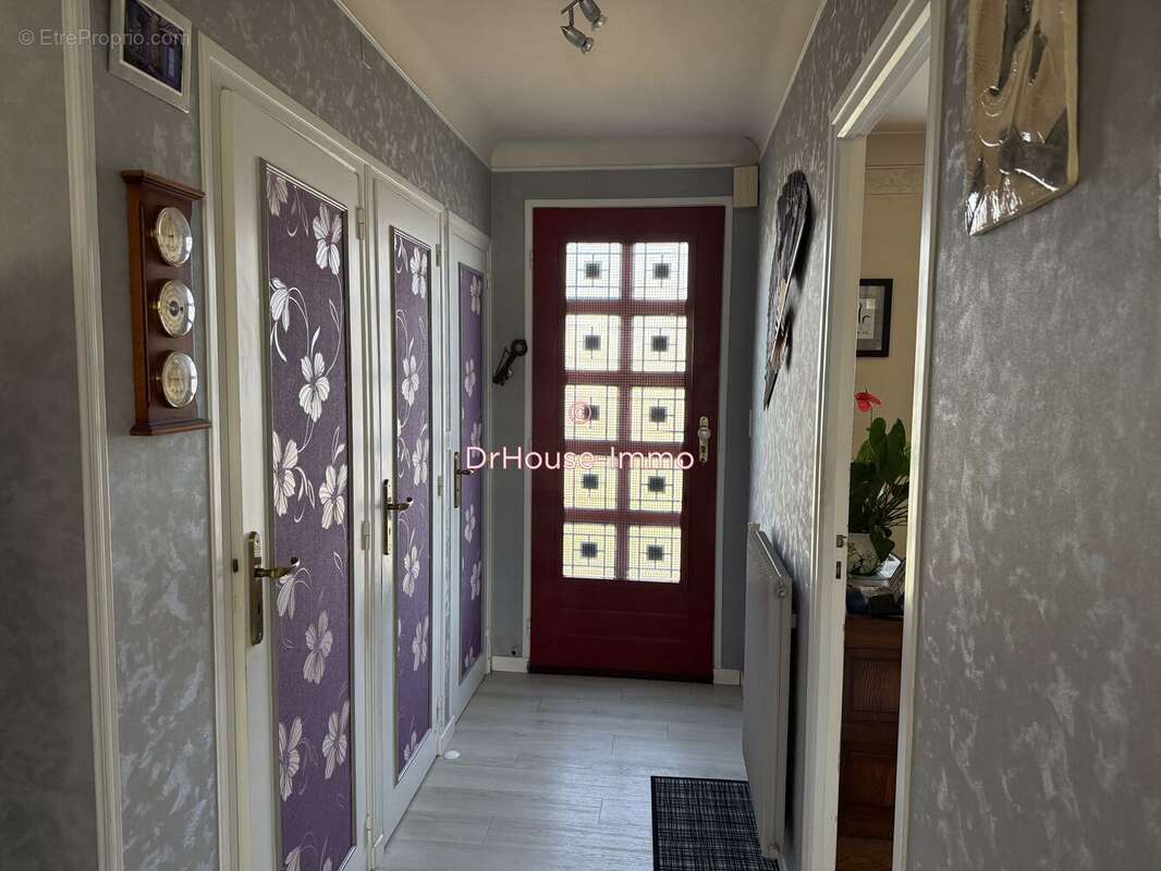 Maison à THURE