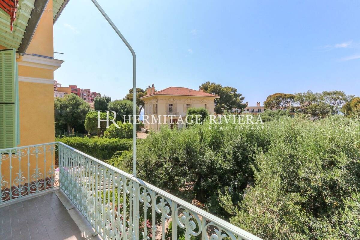 Appartement à CAP-D'AIL