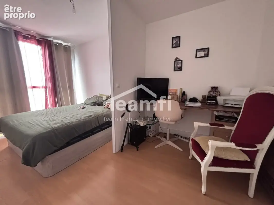 Appartement 71 m² à Fleury-Les-Aubrais  - photo 5