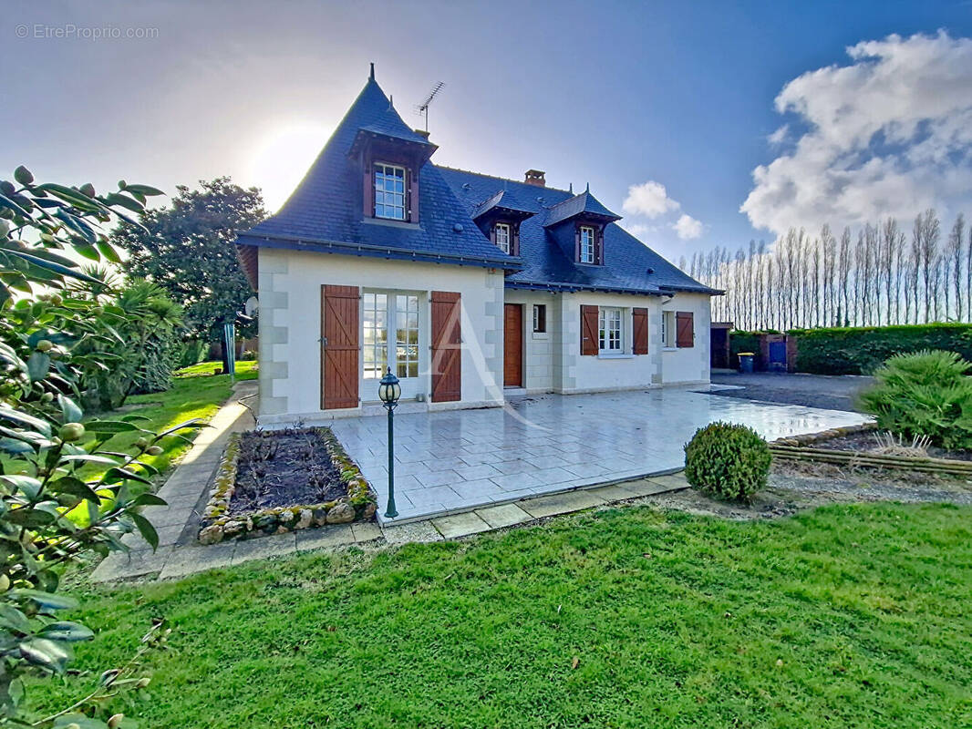 Maison à VIVY