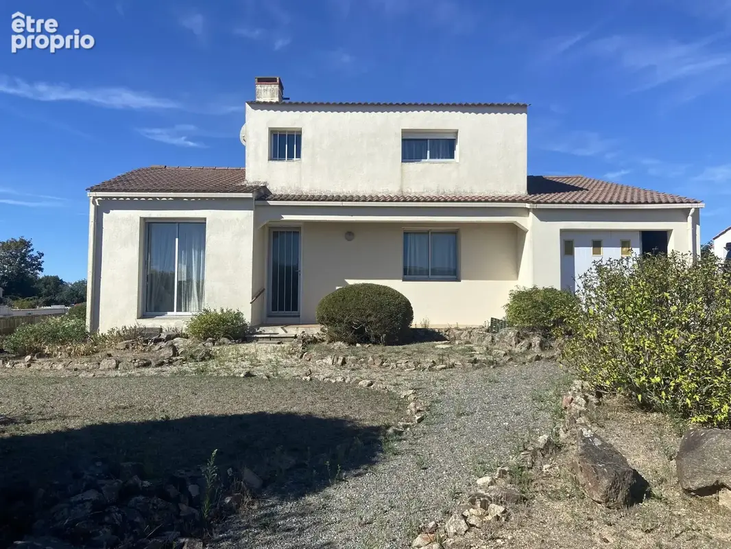 Maison 5 pièces 112 m² à vendre à Brem-Sur-Mer (85470) - photo 2