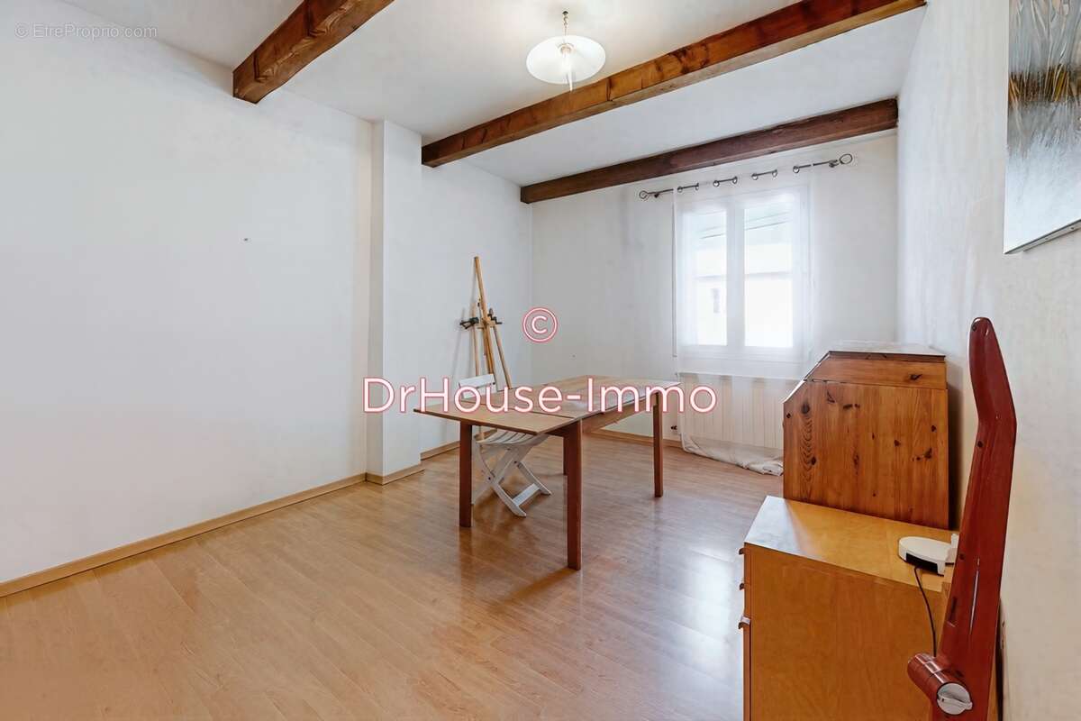 Maison à SAINT-CANNAT