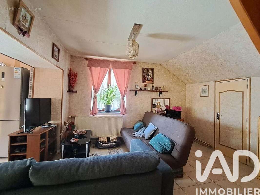 Photo 8 - Maison à LIGNY-LE-CHATEL