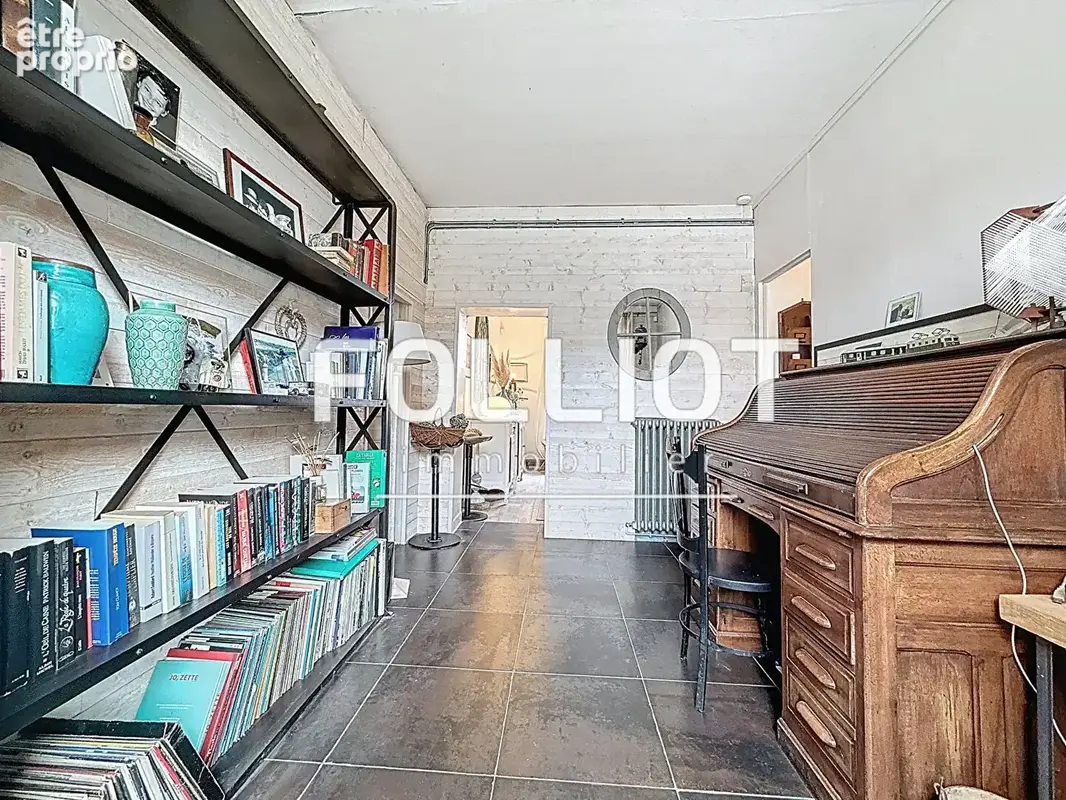 A Vendre Élégante Maison de Maître  Quartier  Carteret de 205 m² - photo 11
