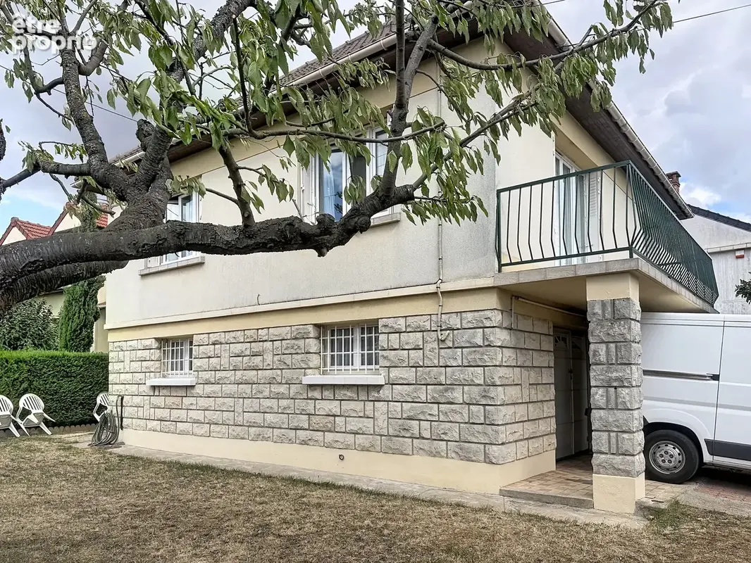 Photo Maison à Paray-Vieille-Poste au prix de 410 000€