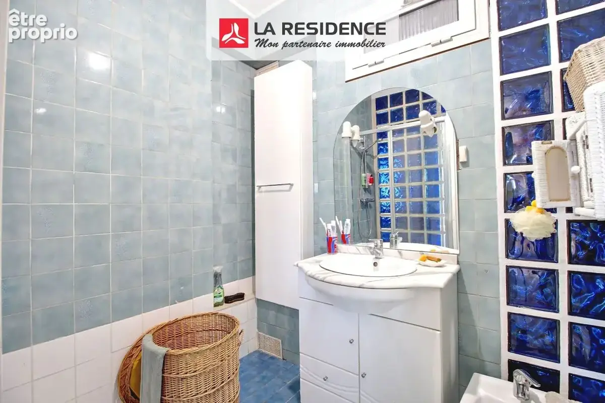 Maison 8 pièces 237 m² à vendre à Oissel (76350) - photo 8