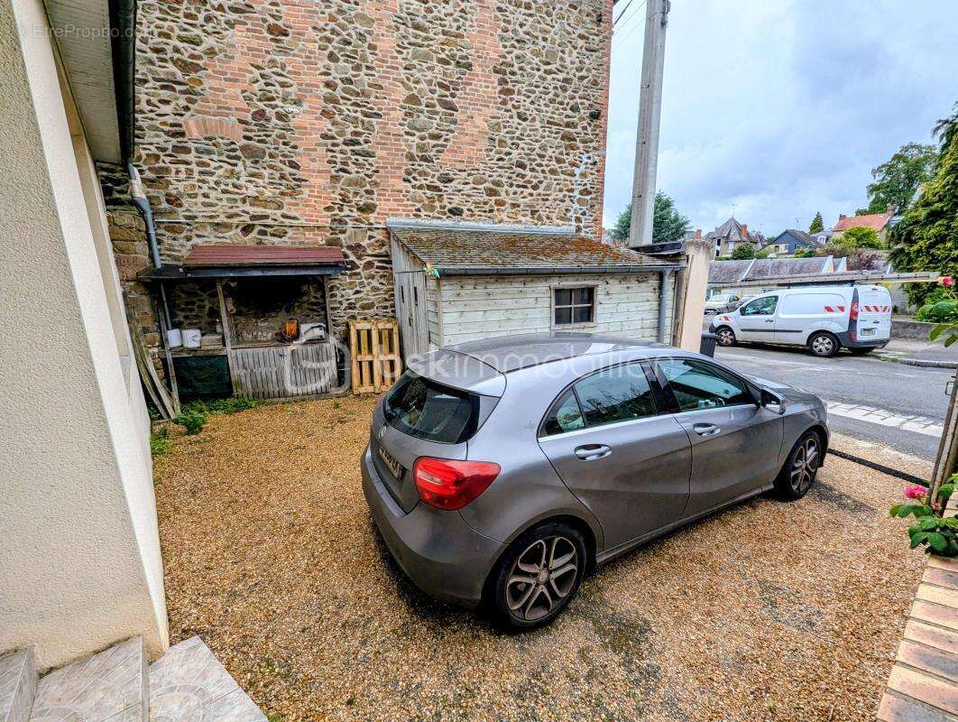 Appartement à FOUGERES