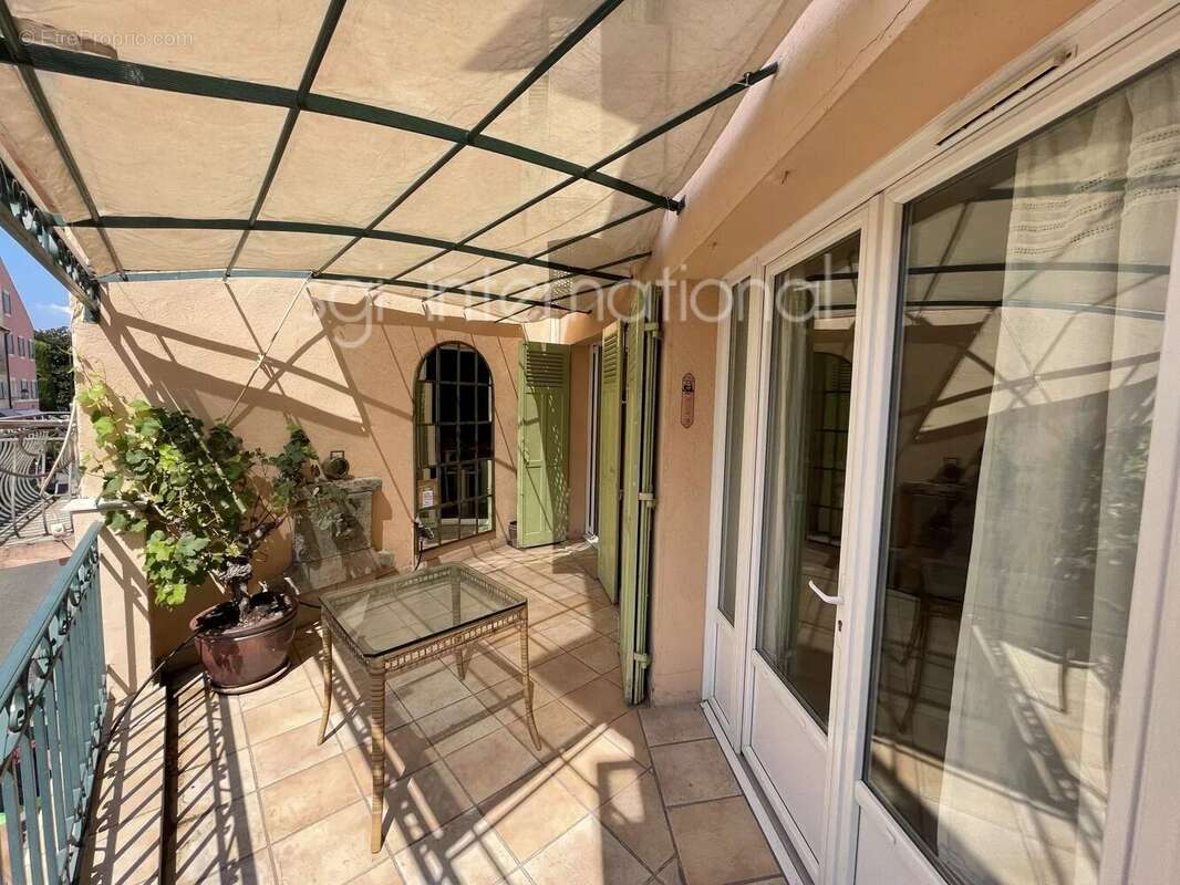 Appartement à SAINT-TROPEZ