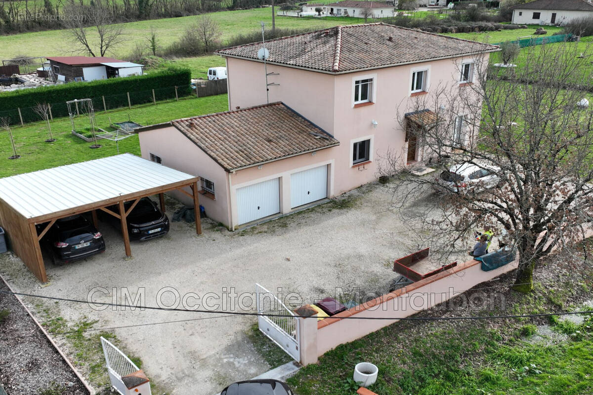 Maison à CASTELSARRASIN