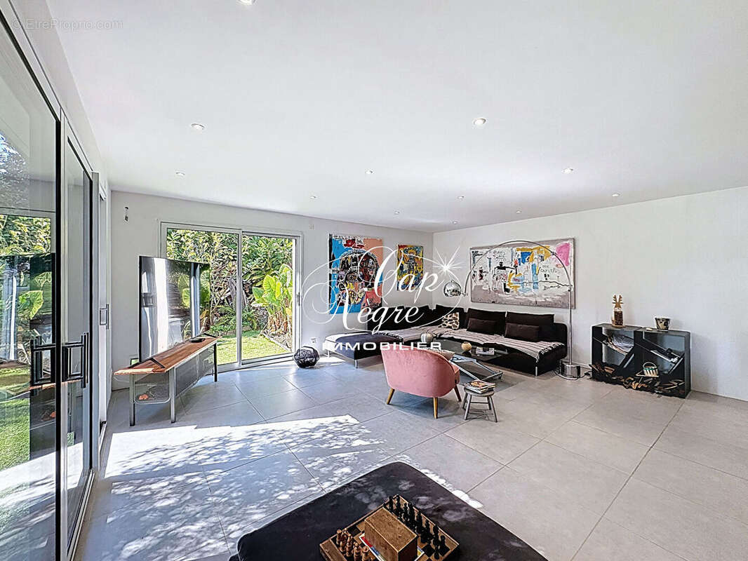 Maison à CAVALAIRE-SUR-MER