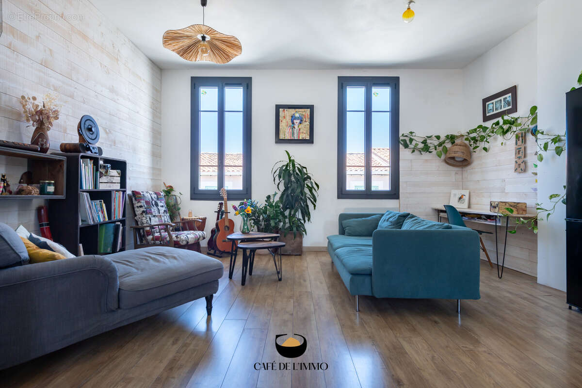 Appartement à MARSEILLE-8E
