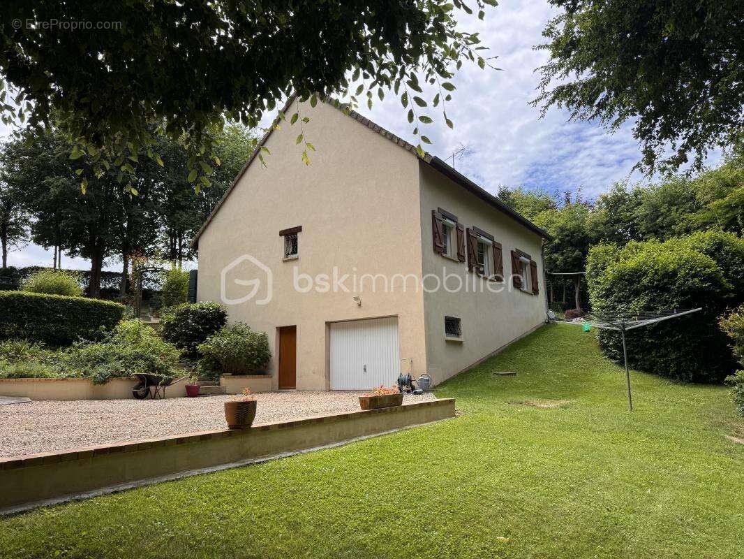 Magnifique Maison Familiale 4 chambres sur sous-sol complet - photo 28