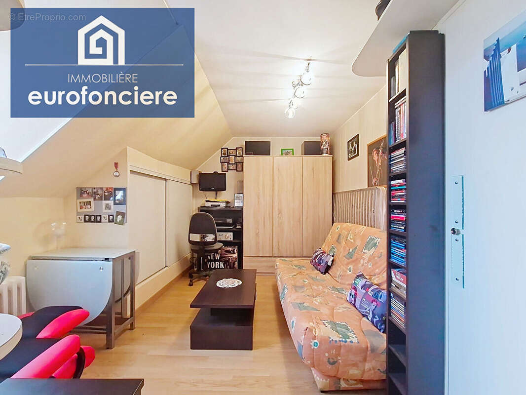 Appartement à LA CHAPELLE-SAINT-LUC