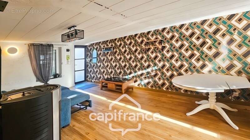 Maison à VILLENEUVE-SOUS-DAMMARTIN