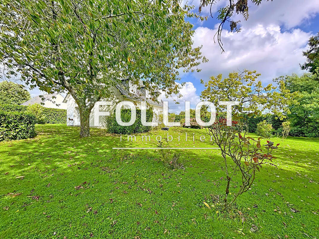 Maison à SAINT-DENIS-LE-GAST