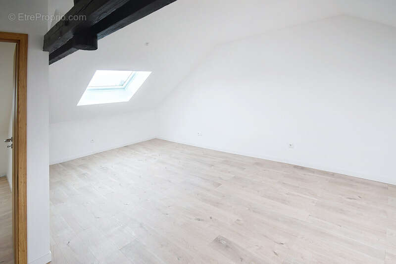 Appartement à LEXY