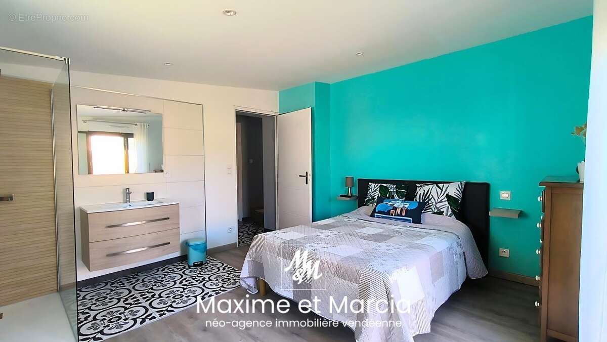 Maison à LE GIROUARD