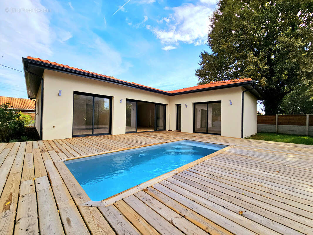 Maison à GUJAN-MESTRAS