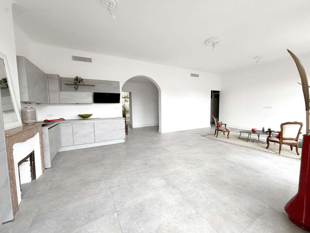 Appartement à HYERES