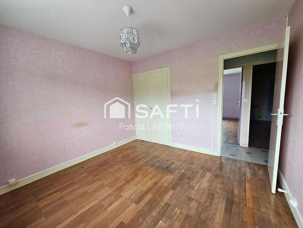 Photo 8 - Appartement à LONS-LE-SAUNIER