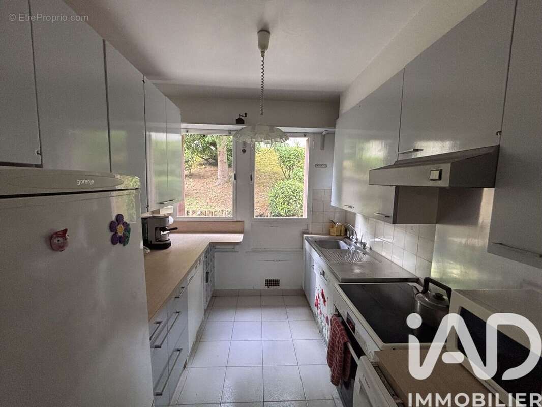 Photo 5 - Appartement à VILLE-D'AVRAY