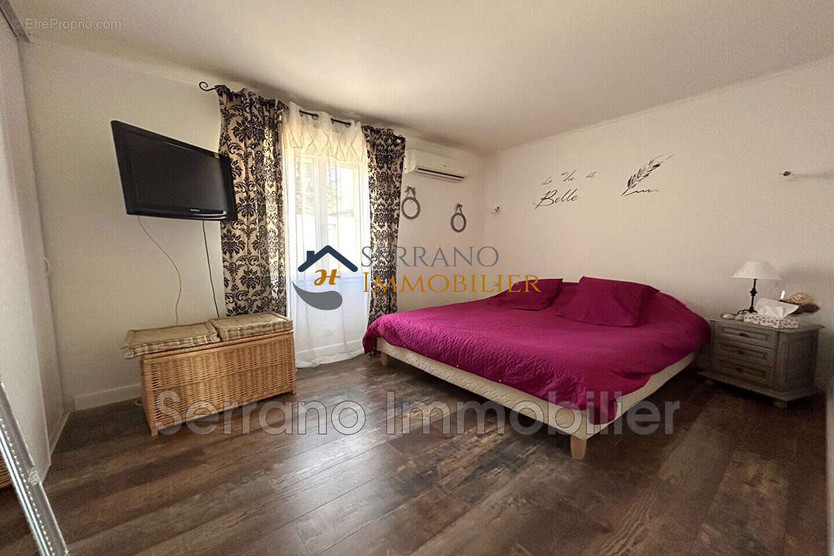 Maison 165 m² à Montfrin  - photo 5