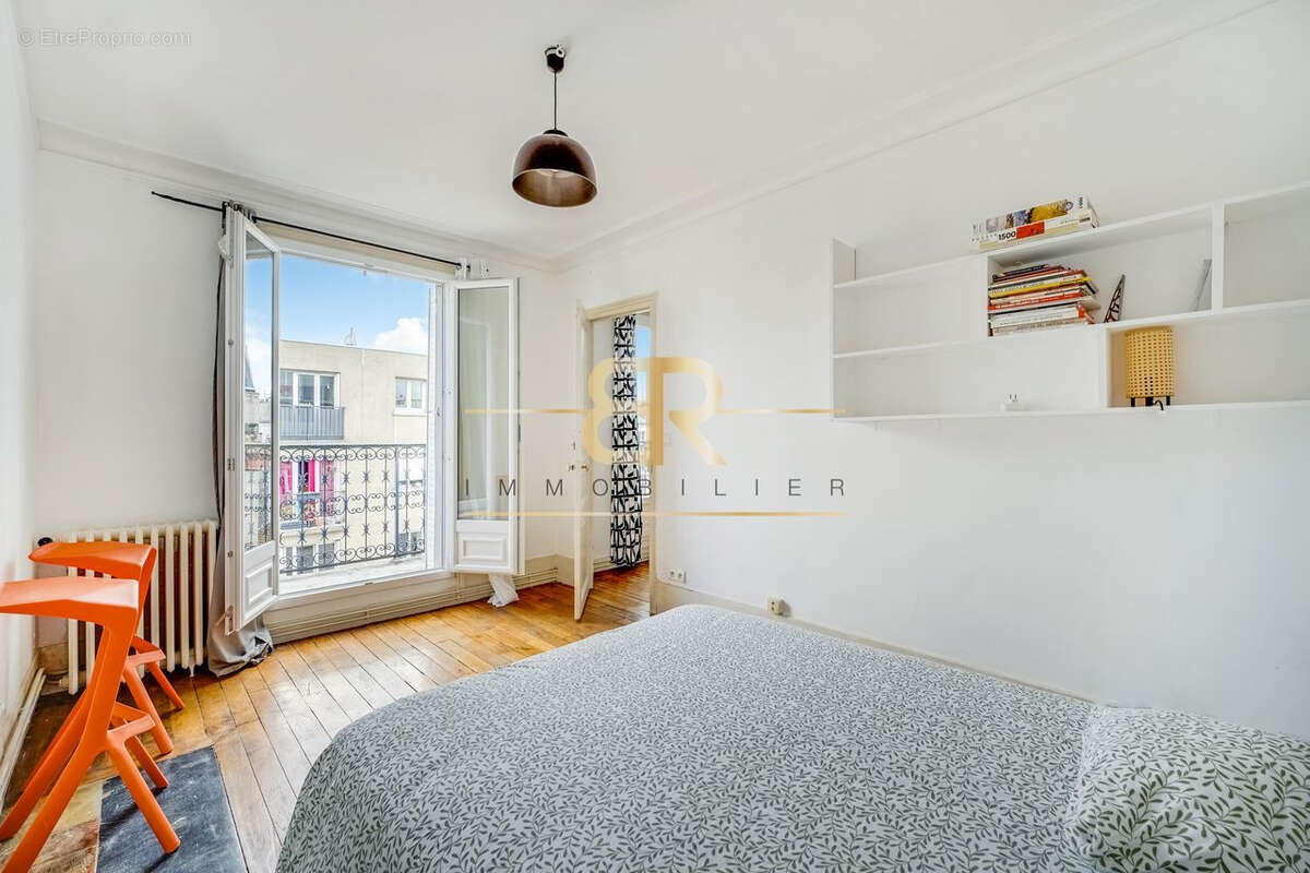 Appartement à PARIS-18E