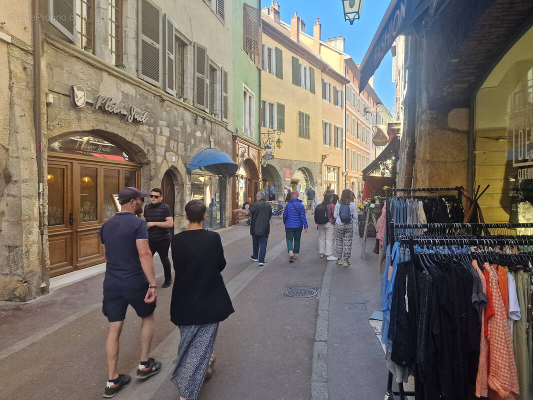 Commerce à ANNECY